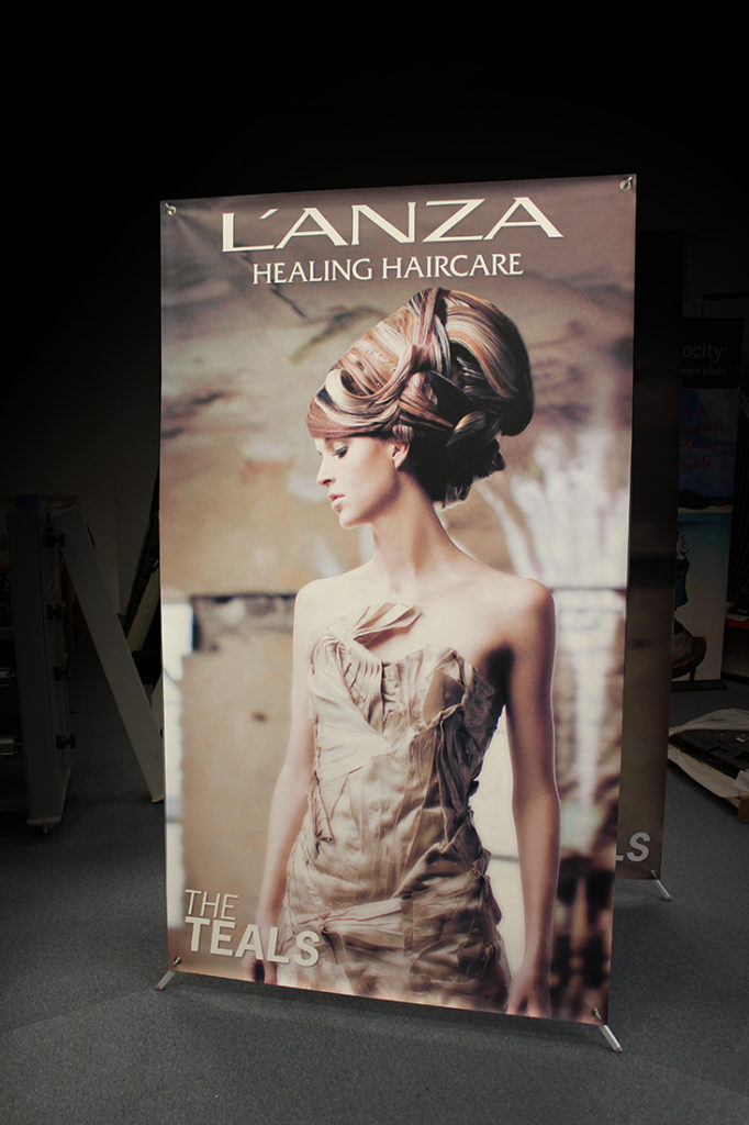 Lanza trade show banner stand